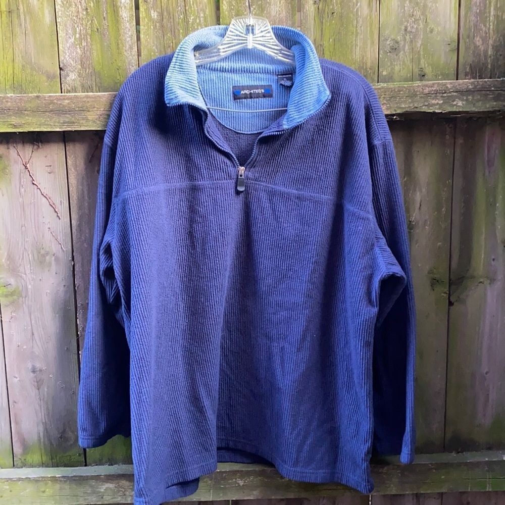 Architect blue sweatshirt sz. XL